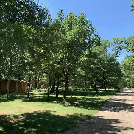 Du Bois Dodo キャンプ場 Septfonds