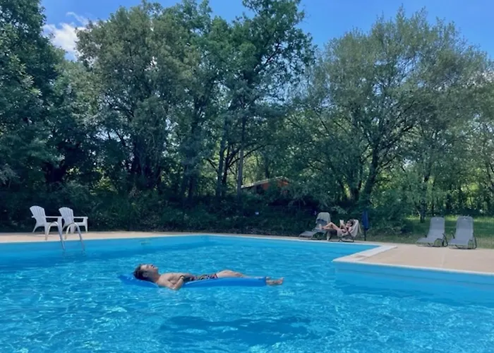 Du Bois Dodo キャンプ場 Septfonds