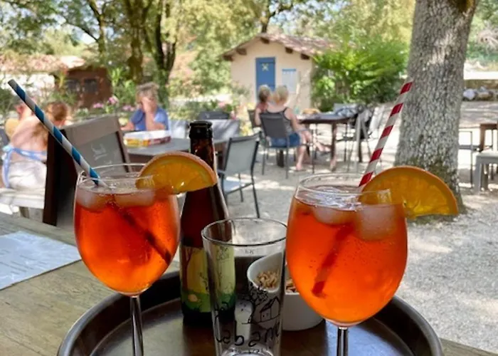 Du Bois Dodo キャンプ場 Septfonds